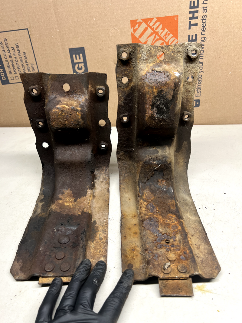 OEM 73-87 Chevy GMC C10 C20 K10 K20 K30 PAIR Gas Tank Hanger Bracket U3B