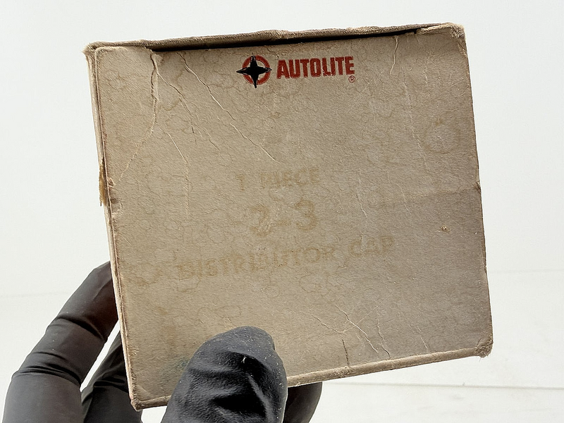 NOS AUTOLITE 6 CYL DISTRIBUTOR CAP IAT-1003 FORD FLATHEAD ERA C77-46