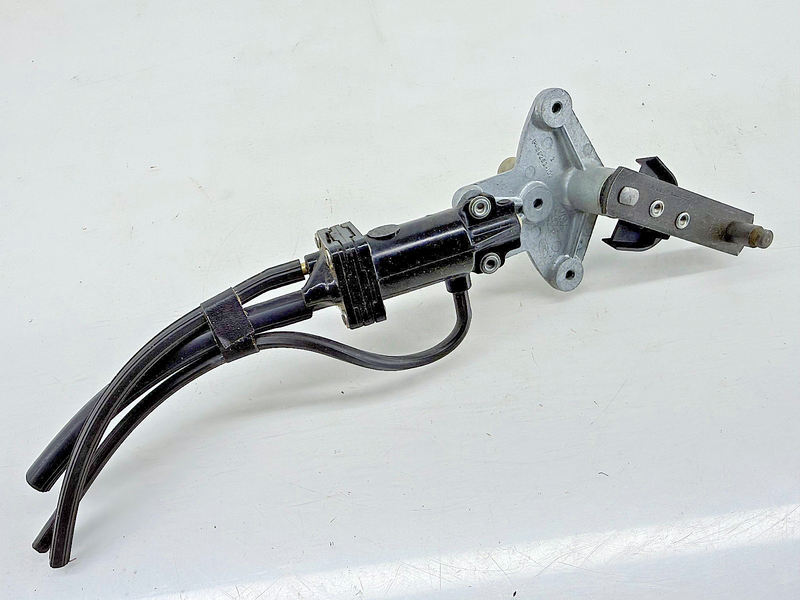 NOS 1967 1968 Ford Mercury Wiper Pivot with Washer Pump C7MB C7MZ C51-5