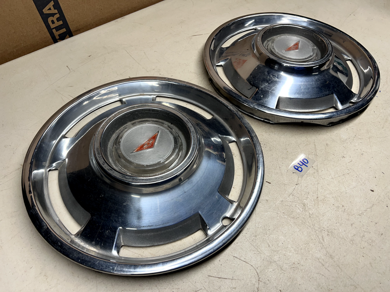 OEM 1965 65 Chevy Corvair Hubcap Rim Hub Cap Wheel Cover PAIR 13" 3962CB40 B40-5