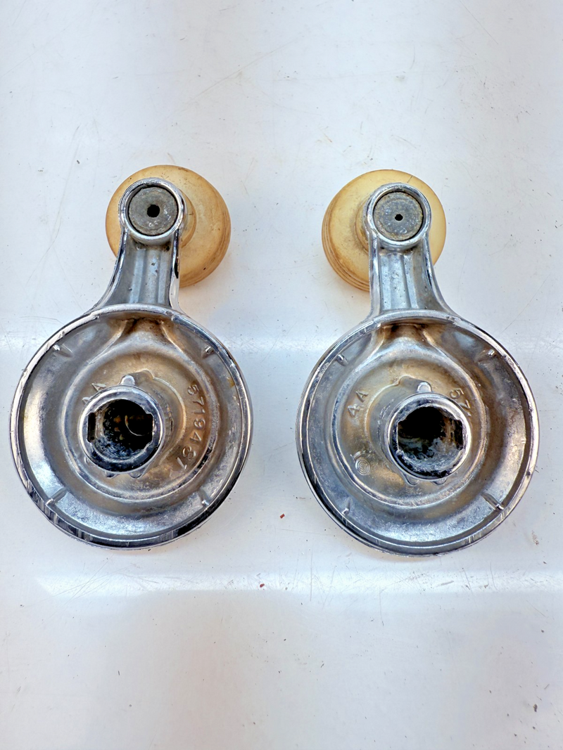 OEM 1963 - 1967 Chevy Corvette PAIR Vent Wing Window Handles 5719481 B79-14