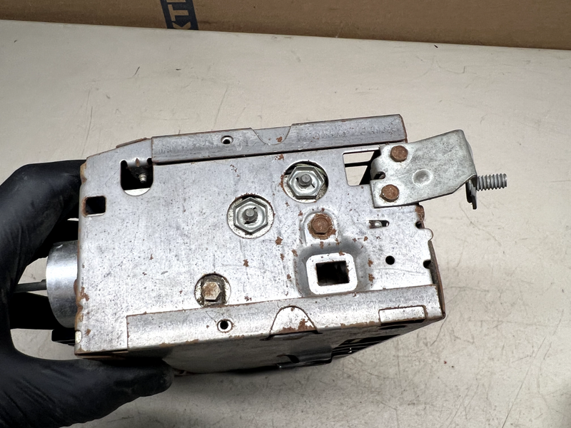 OEM Chevrolet Corvair Nova AM Push Button Radio Delco GM 7279922 B22-1