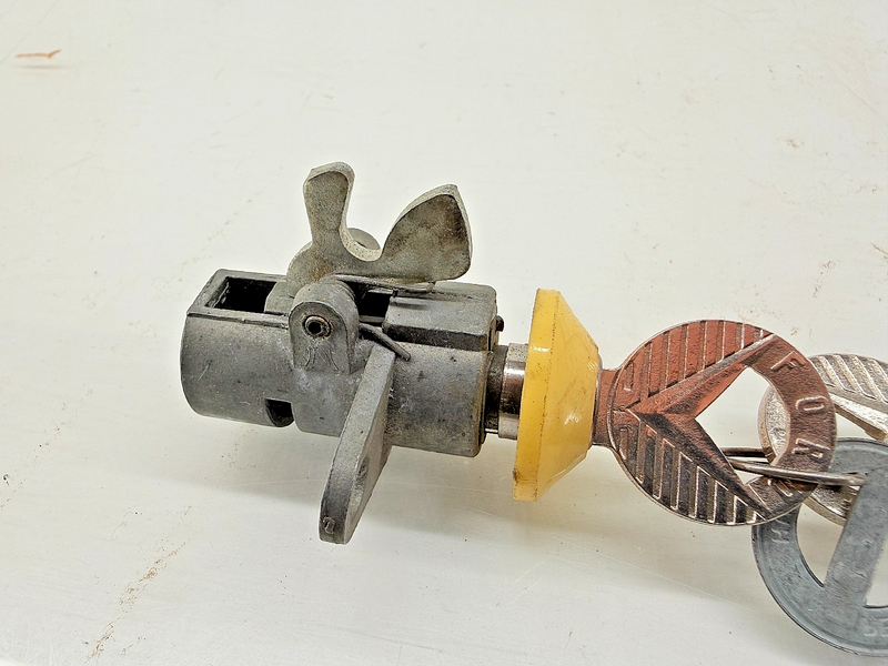 NOS 1957 - 1964 Ford Galaxie Glove Box Latch Lock Cylinder Key 1962 1963 C57-26