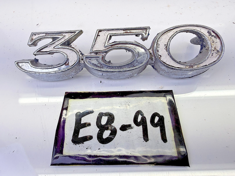 OEM 1970 Pontiac Firebird 350 Fender Emblem 480388 E8-99