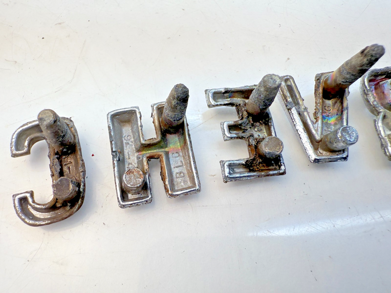 OEM 1960 1961 Chevy Impala Bel Air Chrome HOOD LETTERS "CHEVROLET" 60 61 E5-69