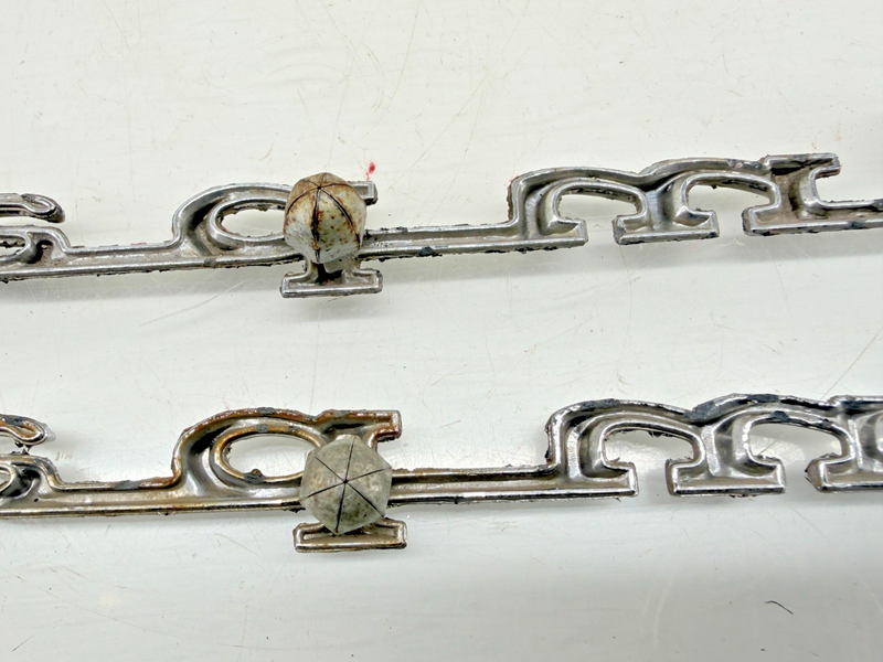 OEM 1967 CHEVROLET IMPALA Fender Badge Emblems Pair E9-60