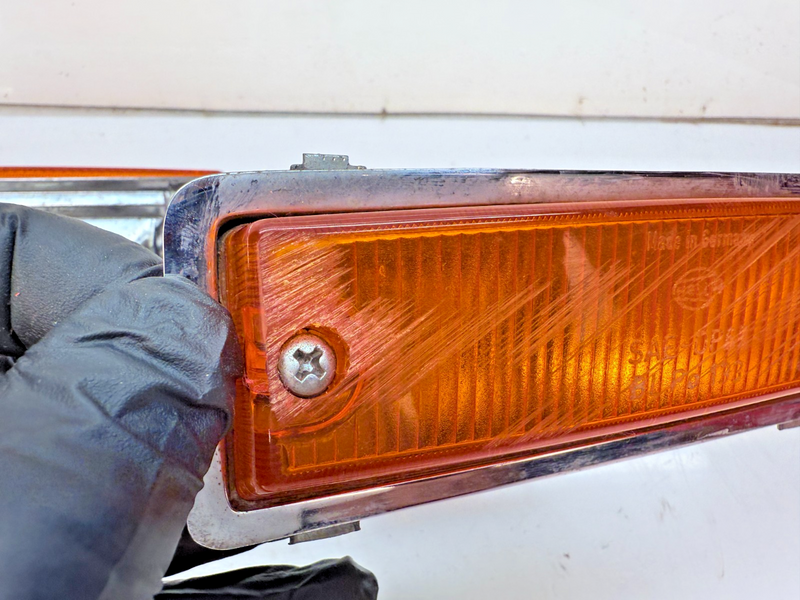 OEM HELLA Amber PAIR Front Parking Turn Signal Light SAE-DP67 BLPo-133 B78-3