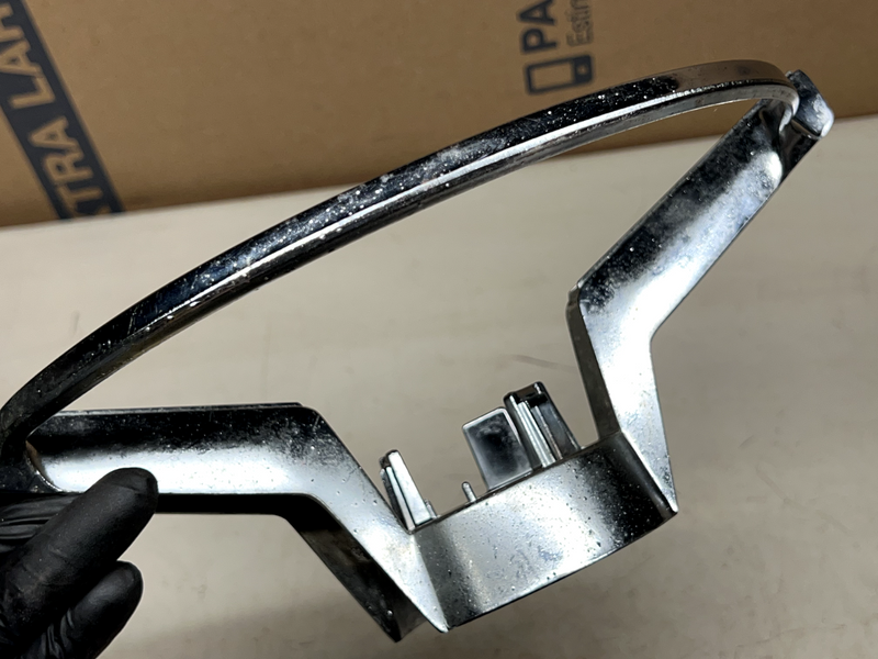 OEM 1965 1966 Chevy Impala Caprice Steering Wheel Horn Ring 3882985 65 66 B37-30