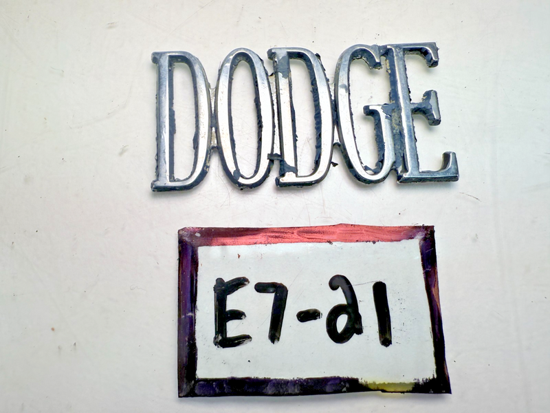 OEM 1975 1976 1977 Dodge Coronet Trunk Deck Lid Emblem Badge Logo 1451300 E7-21
