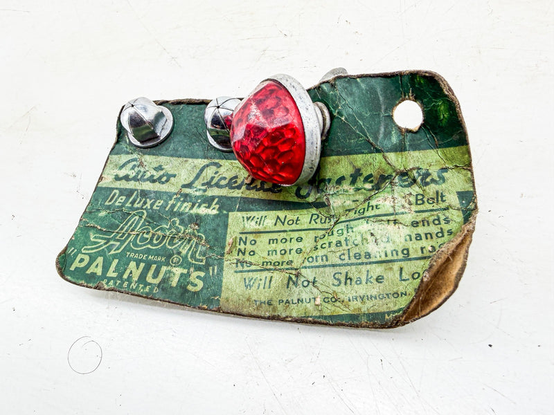 NOS 1940S 1950S ACORN PALNUTS LICENSE FASTENERS CARD RED JEWEL Rat Rod C79-16