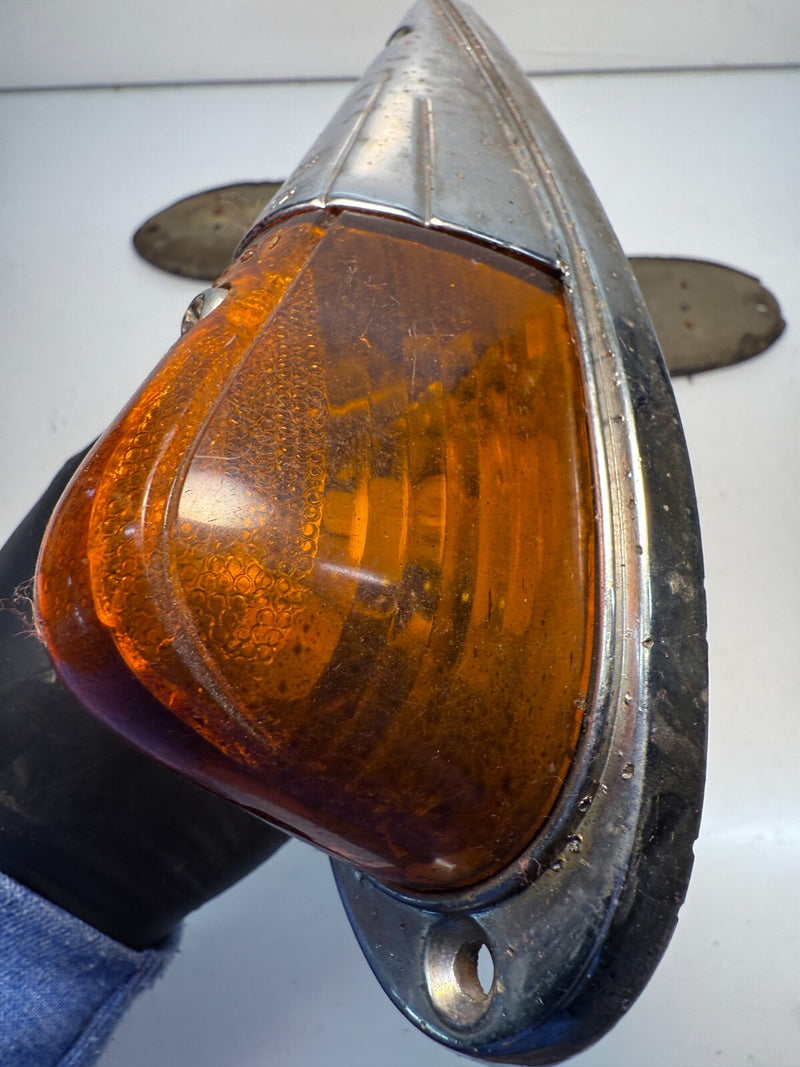 OEM METAL KD518 SAE CHROME MARKER CAB LIGHT AMBER LENS TRUCK PICKUP SEMI B41-1