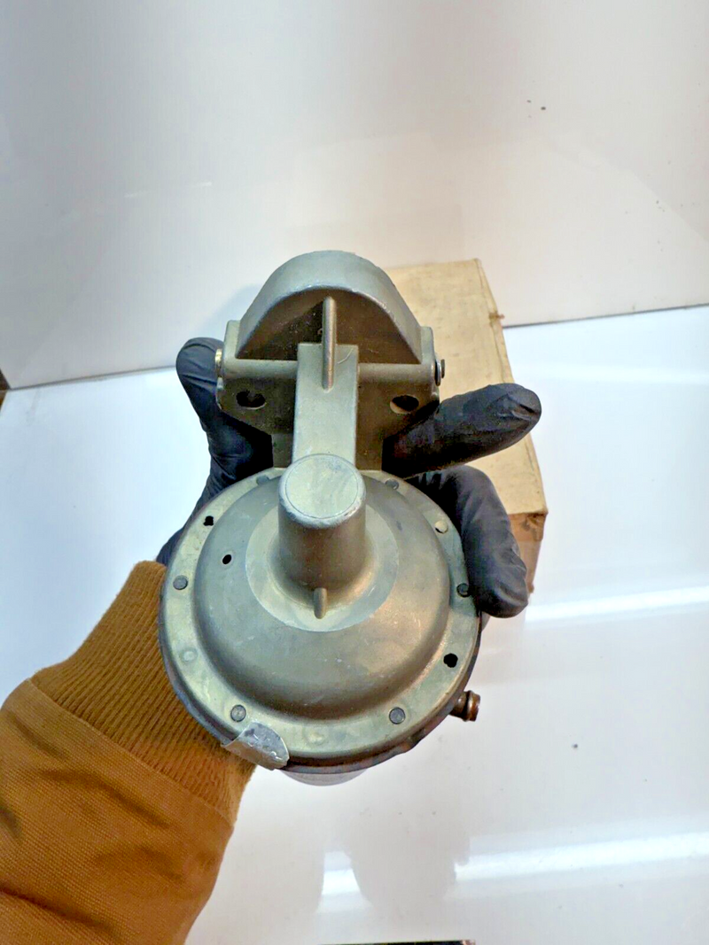 NORS FUEL PUMP 40003 1963 1964 1965 FORD FAIRLANE FALCON COMET TRUCK 6CYL F-87