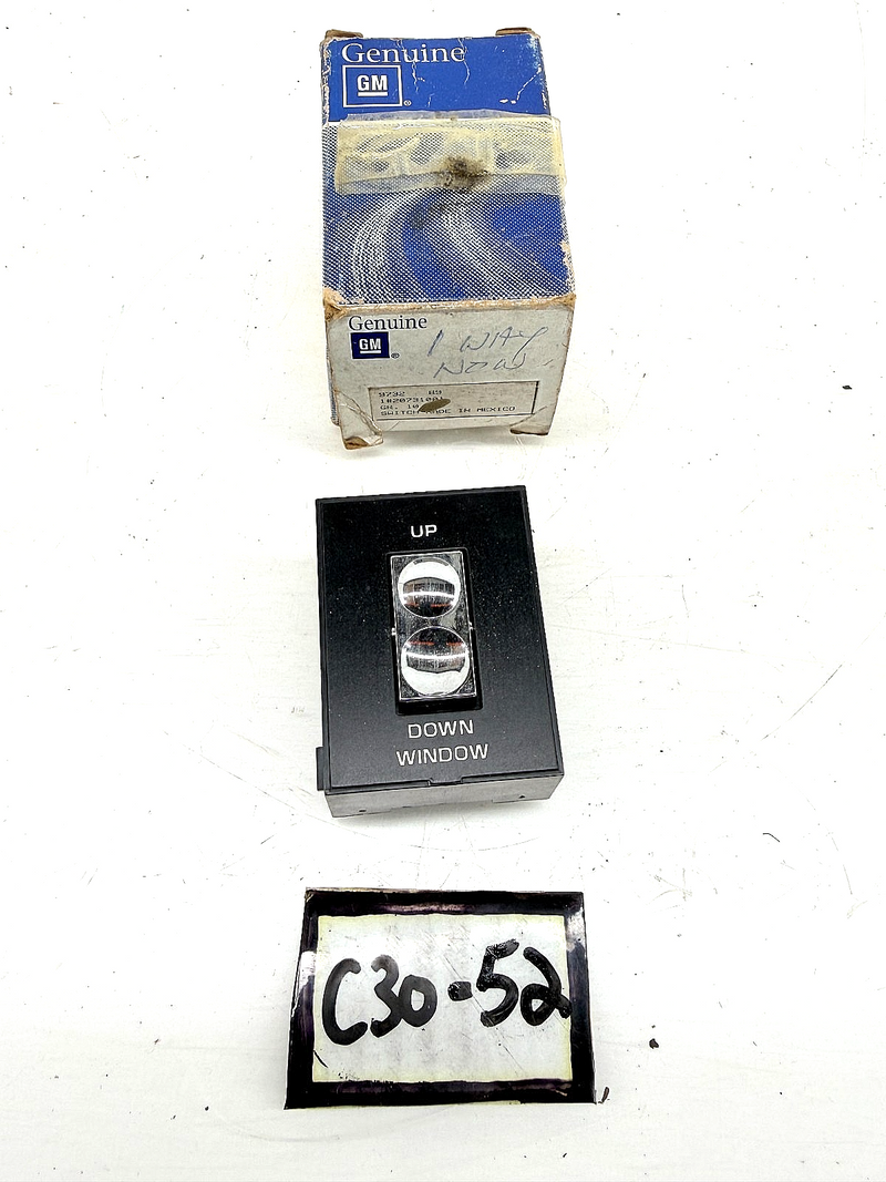 NOS 1985 - 1993 CADILLAC DEVILLE POWER WINDOW SWITCH 20731001 C30-52