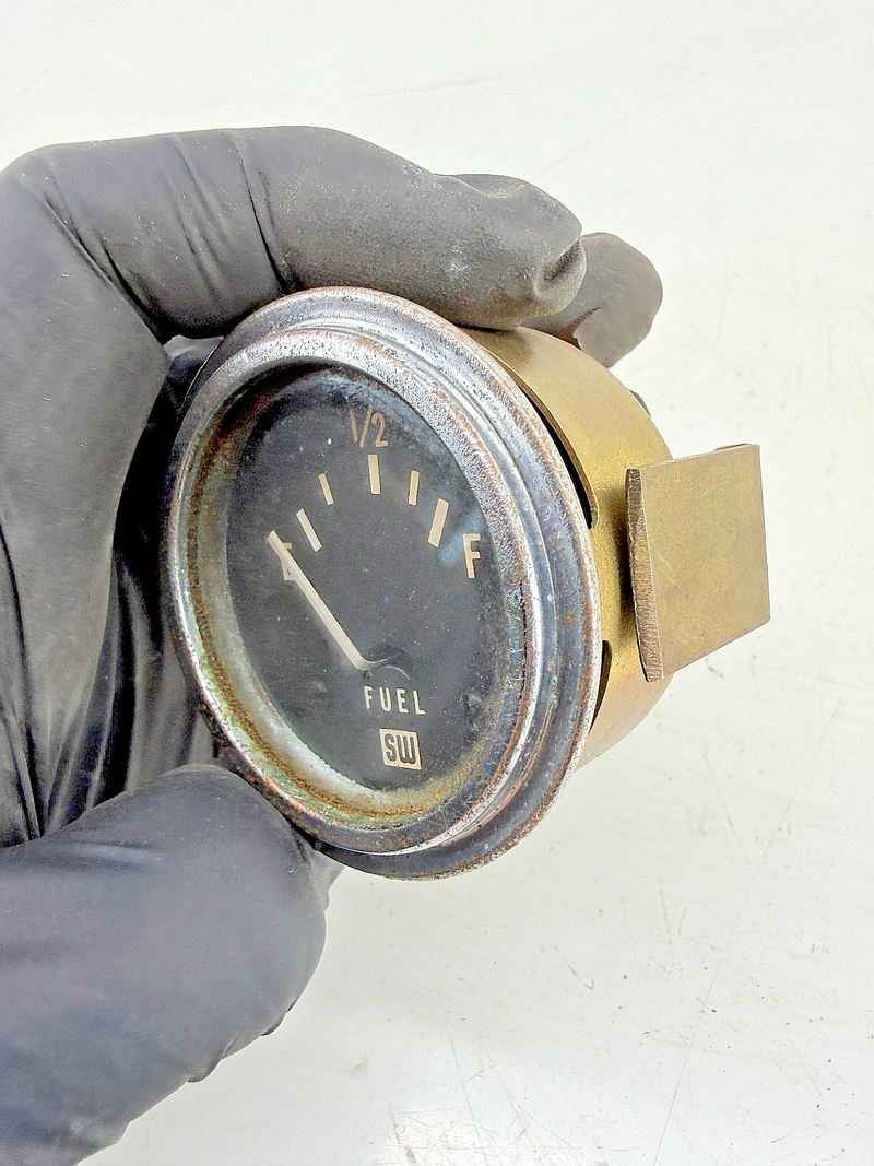 Vintage 1940s - 1950s WILLYS JEEP Rat Rod Stewart Warner Fuel Level Gauge C39-66