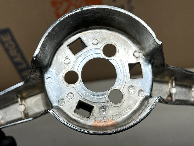 OEM 1965 1966 Chevy Impala Caprice Steering Wheel Horn Ring 3882985 65 66 B37-29