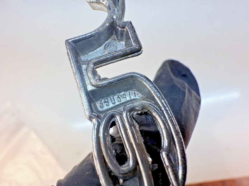 Vintage ORIGINAL 1967 Chevrolet Camaro Fender Emblem Vintage 3903477 B32-327