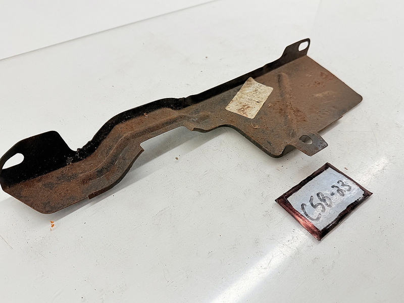 NOS 1971 FORD GALAXIE LTD RH HEADLAMP SPLASH SHIELD METAL D1AZ-13B159-B C58-23