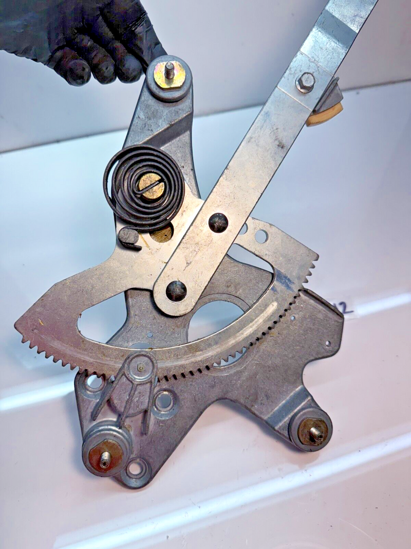 OEM Mercedes Power Window Regulator E320 300ce Convertible Right C12-2