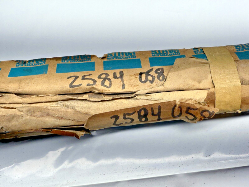 NOS OEM 1965 Plymouth Belvedere ll SW TRIM MOULDING White 65 2584058 S2-29