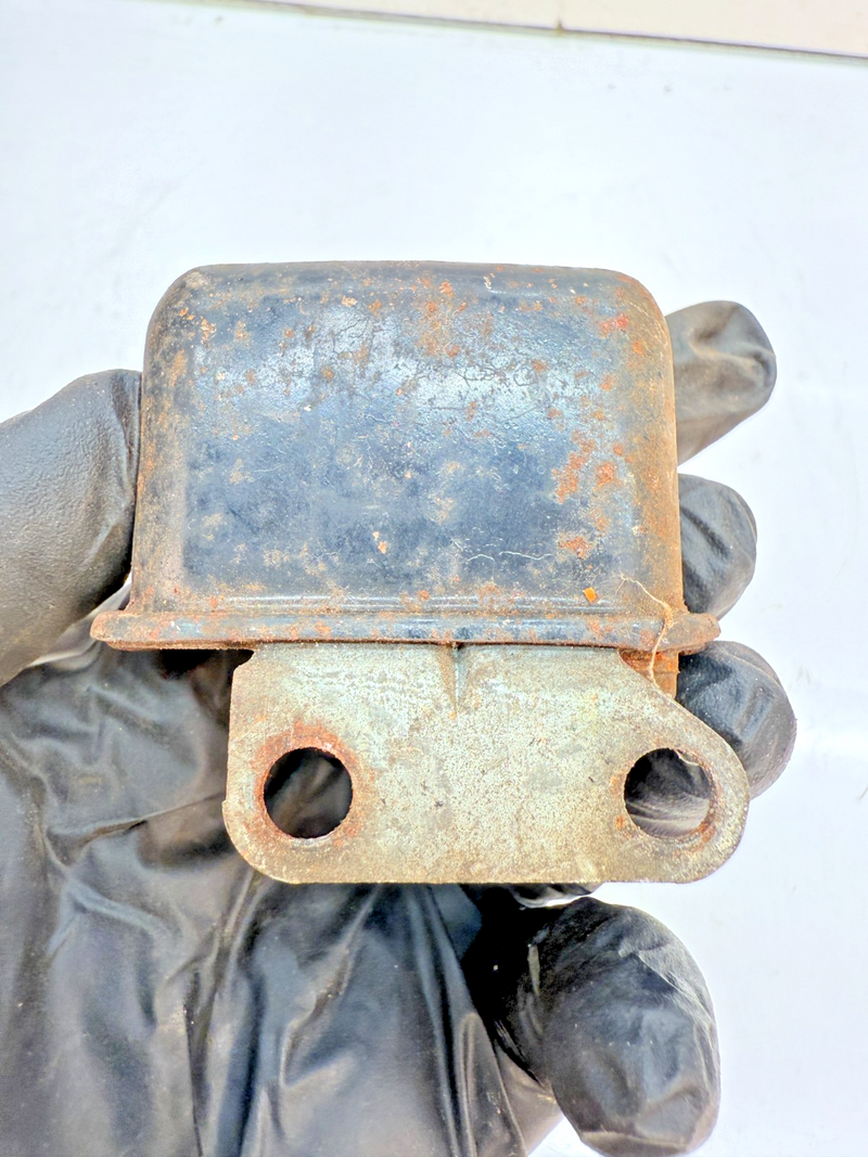 OEM 1957 - 1966 CADILLAC CHEVY CORVETTE IMPALA BELAIR HORN RELAY 1116920 E6-62