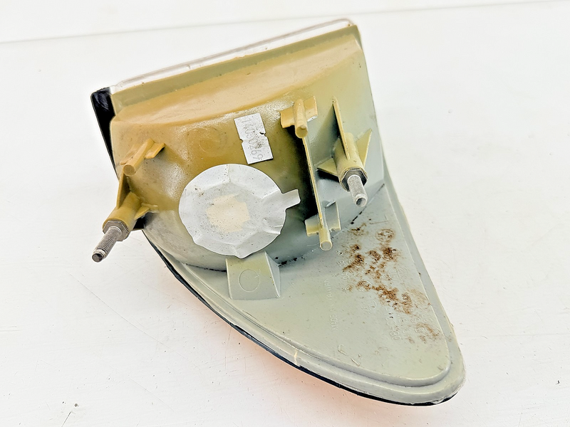 1987 - 1993 Mustang Cobra LH Front Side Marker Light 08-331-154L-F B25-40