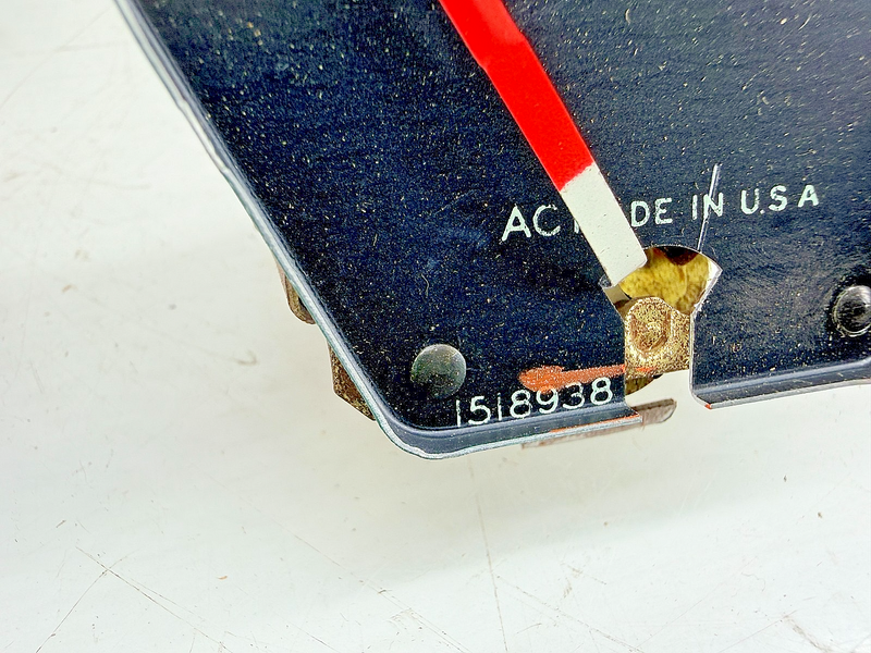 (1) NOS 1958 CHEVY IMPALA DELRAY BELAIR BISCAYNE GASOLINE GAUGE 1518938 C70-14