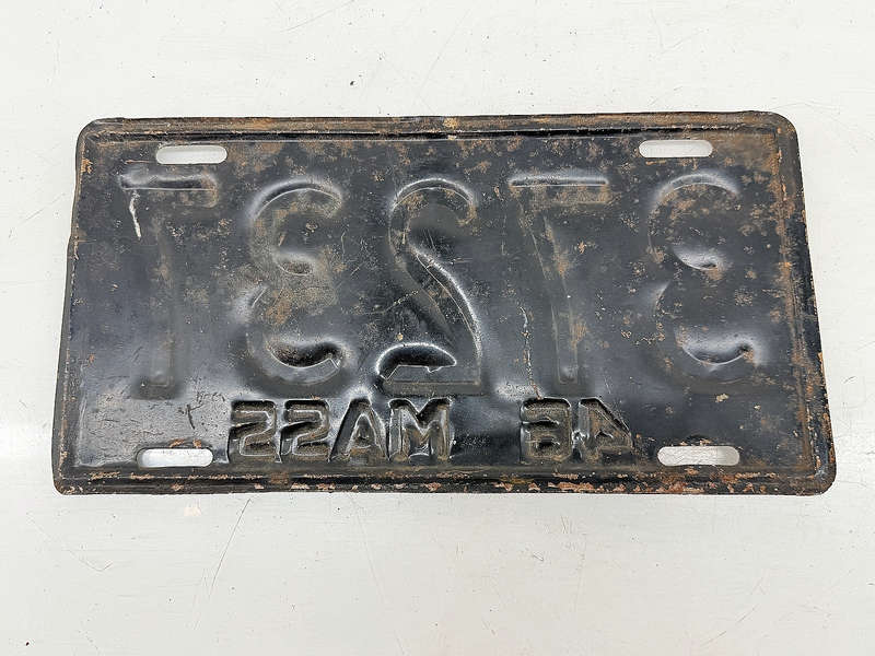 Orig. Paint 1946 37237 Massachusetts License Plate Sign MA 37237 C76-51
