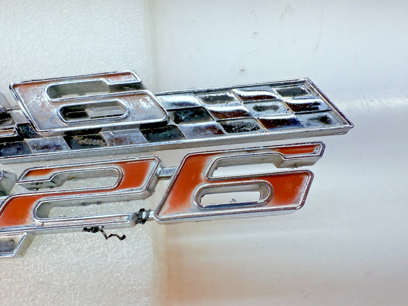 OEM 326 PAIR FENDER EMBLEMS, 1965 1966 TEMPEST, LE MANS, 9780832 9780833 E5-76