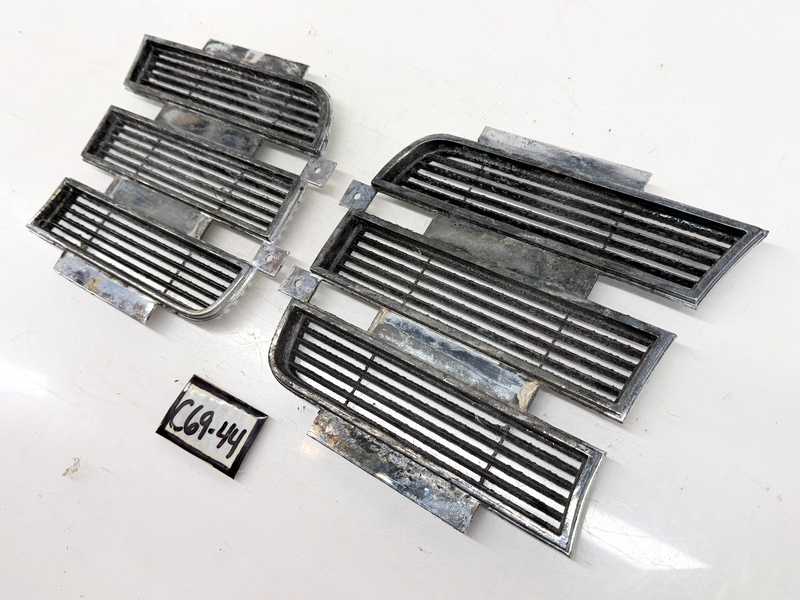OEM 1969 Camaro RS Headlight Inner Chrome Doors 3958005 LH 3958006 RH C69-44