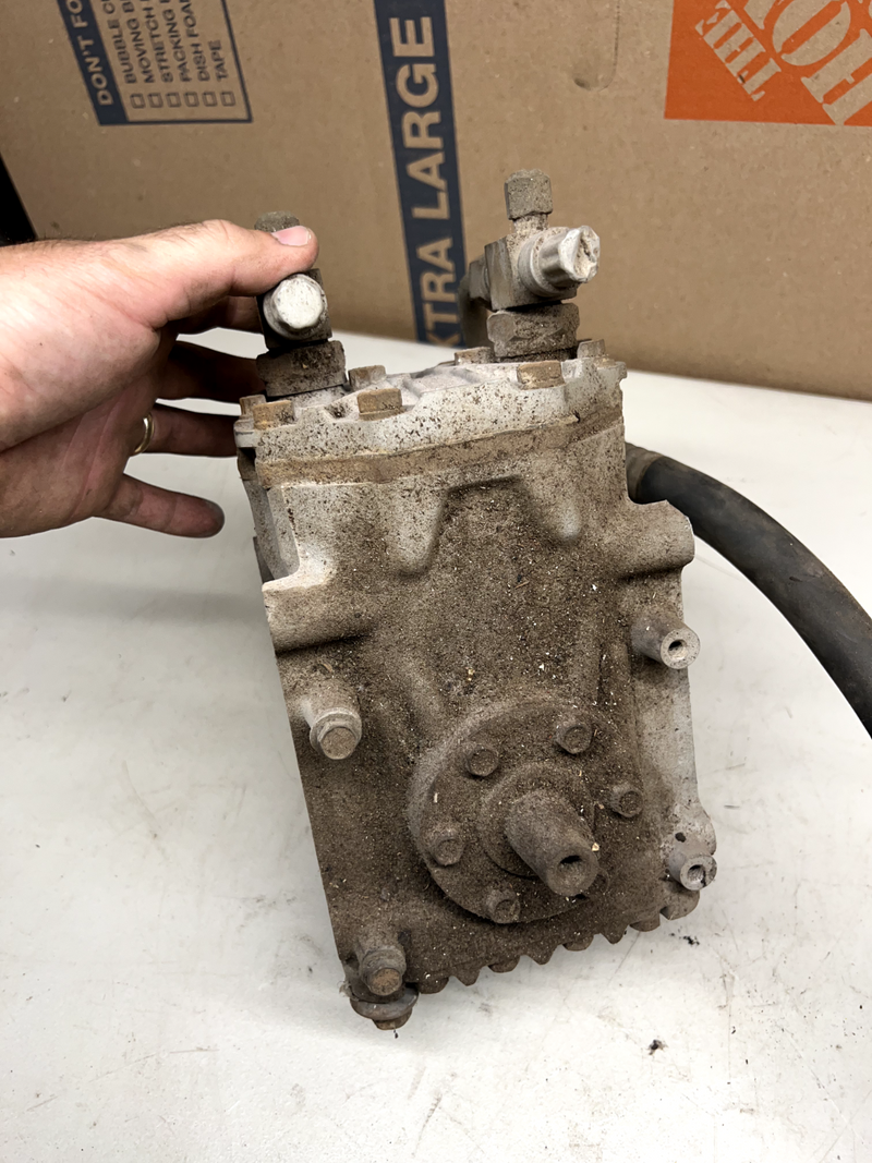 OEM Ford Thunderbird Mustang Torino Fairlane Falcon Galaxie A/C Compressor U3B