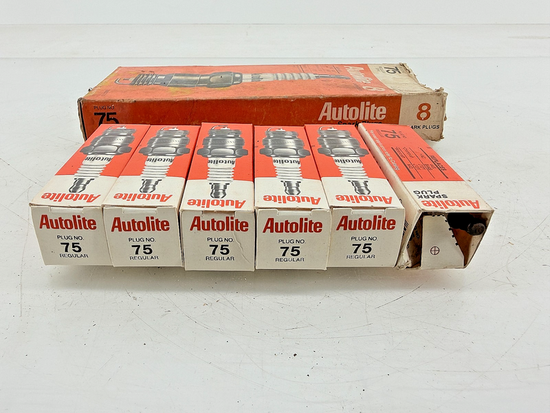 (6) NOS 1955 1956 1957 Chevy 265 283 Autolite 75 Spark Plugs AC 44S J12Y C75-39