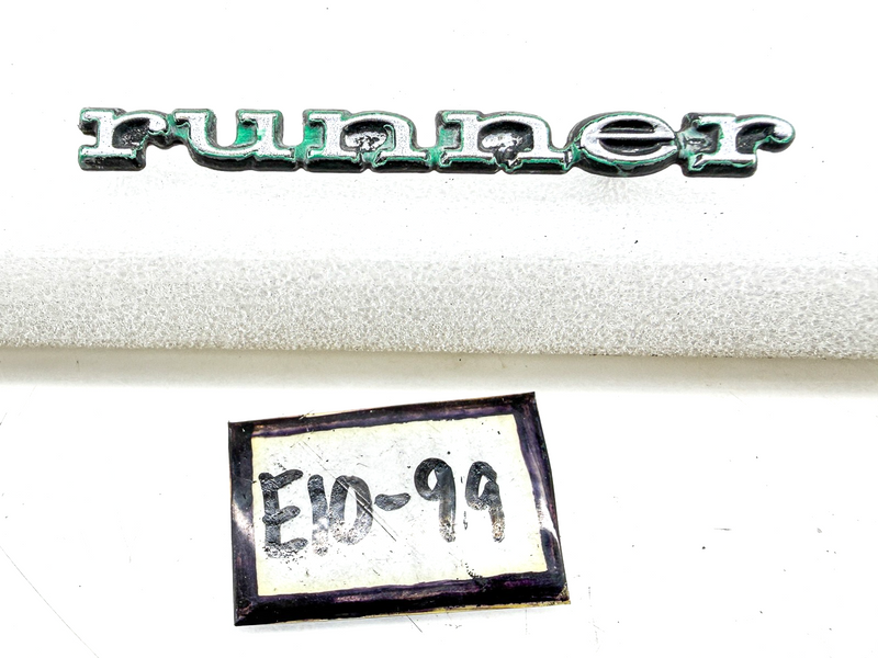 RARE OEM 1969 - 1970 PLYMOUTH ROAD RUNNER EMBLEM MOPAR 2964115 E10-99
