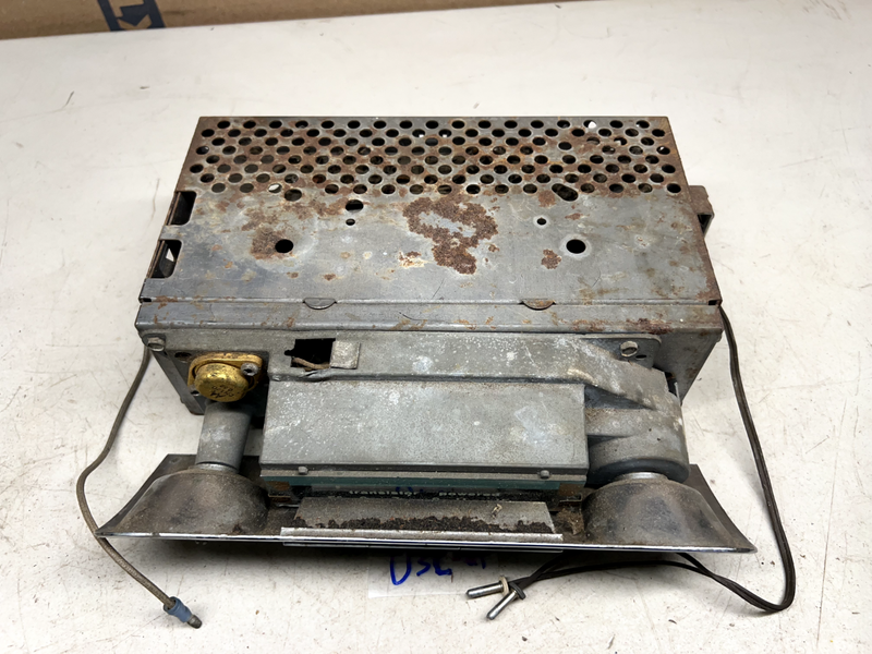 1959-1960 CHEVROLET IMPALA BEL AIR BISCAYNE MOTOROLA AM RADIO Bezel 59 60 B21