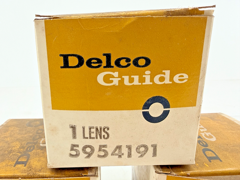 (1) NOS 1963 Chevrolet BelAir Biscayne Impala Tail Light Lens 5954191 C71-1