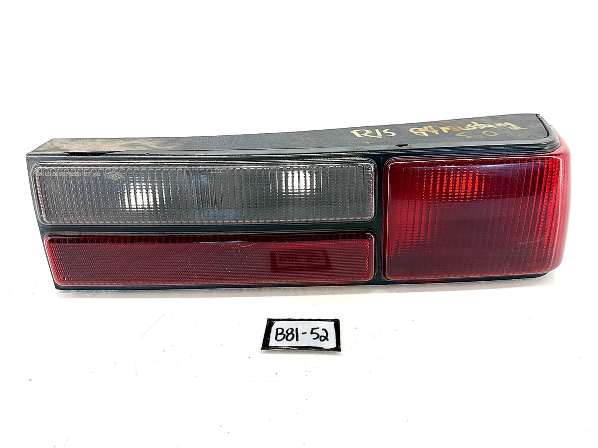 OEM Ford Mustang 1987 - 1993 Fox Body Right Tail Light Lamp E3ZB-13440 ...