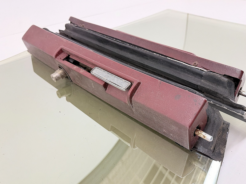 OEM 1979 - 1986 FORD MUSTANG T-TOPS REMOVABLE GLASS SET TTOPS U3B-49