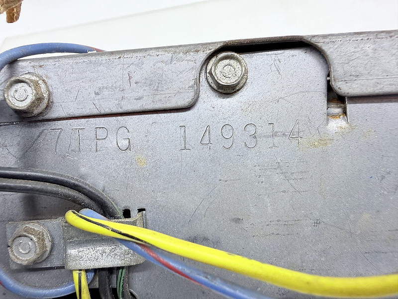 ORIGINAL 1967 MERCURY COMET CYCLONE FACTORY AM RADIO 7TPG B77-12