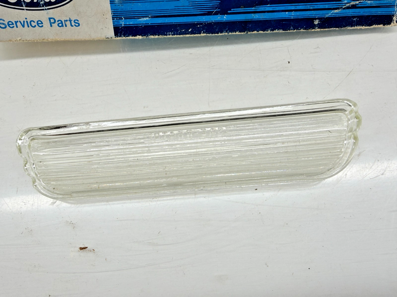 NOS 1964 -1977 FORD TRUCK THUNDERBIRD LENS C4SZ-15514-B C68-30