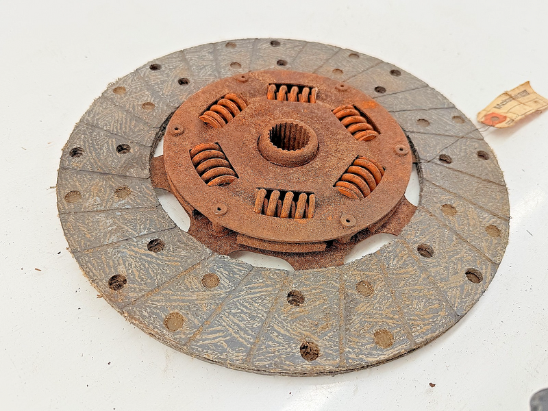 NOS 1962 FORD CLUTCH DISC ASSEMBLY C2OA-7549-B C59-22