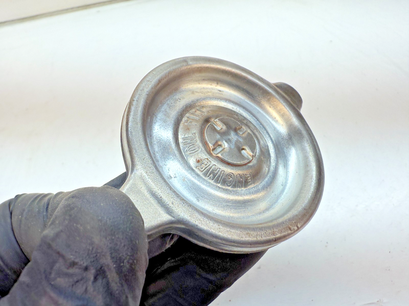 OEM 1965 - 1967 Corvette 396 427 Nova Chevelle AC FC2 Oil Filler Cap GM 850843