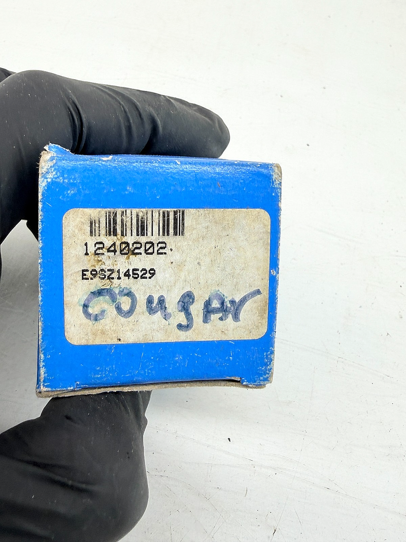 NOS 1989 - 1993 FORD THUNDERBIRD COUGAR POWER WINDOW SWITCH E9SZ-14529 C30-58