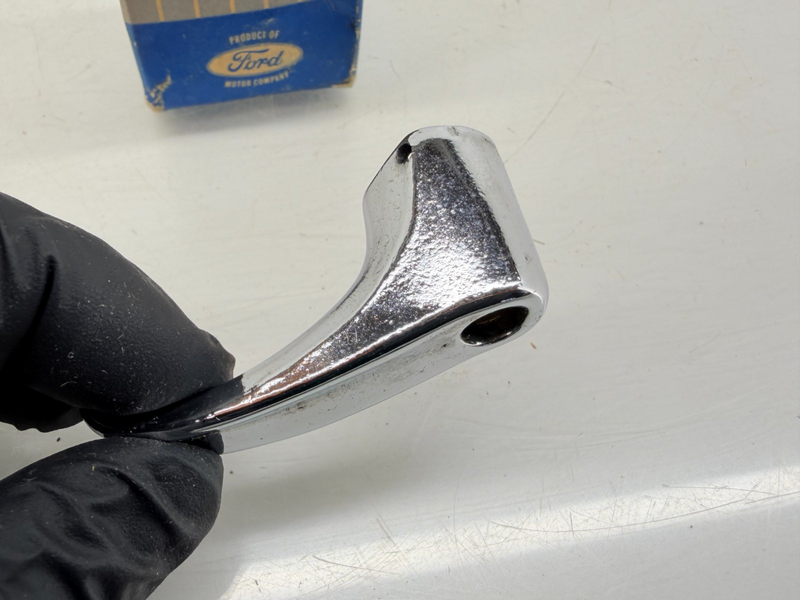 NOS 1960 - 1962 Ford Galaxie 500 XL Monterey Park Lane DOOR VENT WINDOW HANDLE