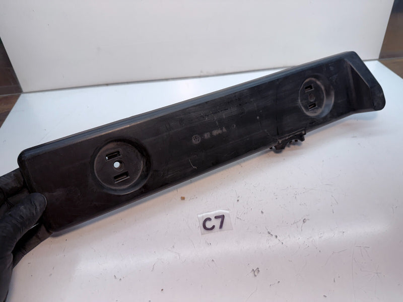 OEM Mercedes Benz W123 S123 Taillight Holder Left 22064L C7-2