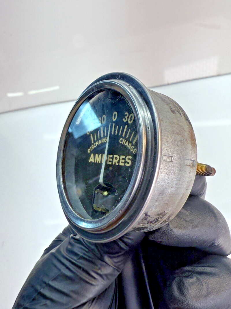 VINTAGE 60-0-60 AMP GAUGE  2" 4015-5-18 Made in USA B8-15