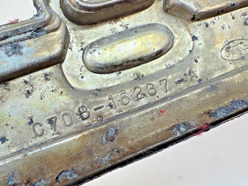 OEM 1967 1968 FORD FAIRLANE 289 Fender Emblems C7OB-16237-A B32-351