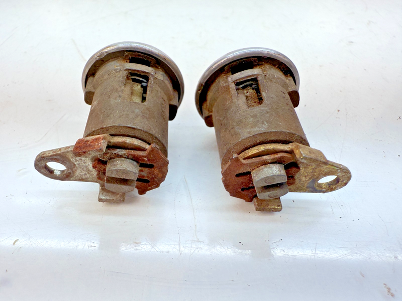 OEM 1955 - 1960 Chevy Corvette Impala Bel Air Nomad Door Locks Biscayne E6-48
