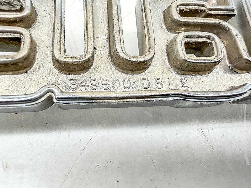 OEM 1973 - 1980 CHEVY TRUCK SCOTTSDALE 10 FENDER EMBLEM PAIR 349690 E10-3