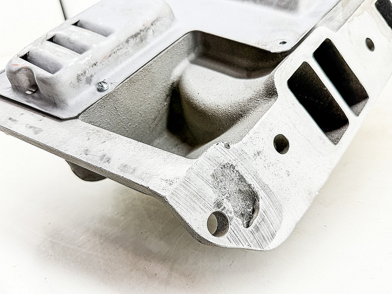 Edelbrock R4B Jeep AMC 304 360 390 401 1966 - 69 V8 Aluminum Intake Manifold M-8