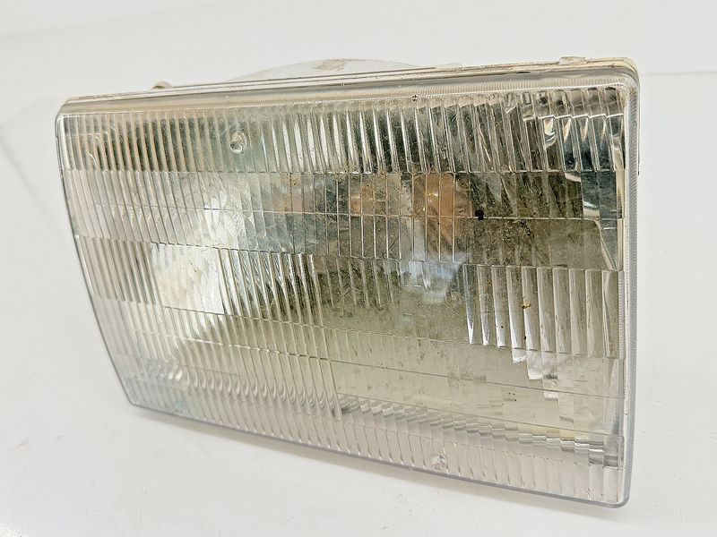 OEM 1984 - 1993 Ford Mustang Lincoln RH Headlight Assembly SAE-H-87 MG B25-31
