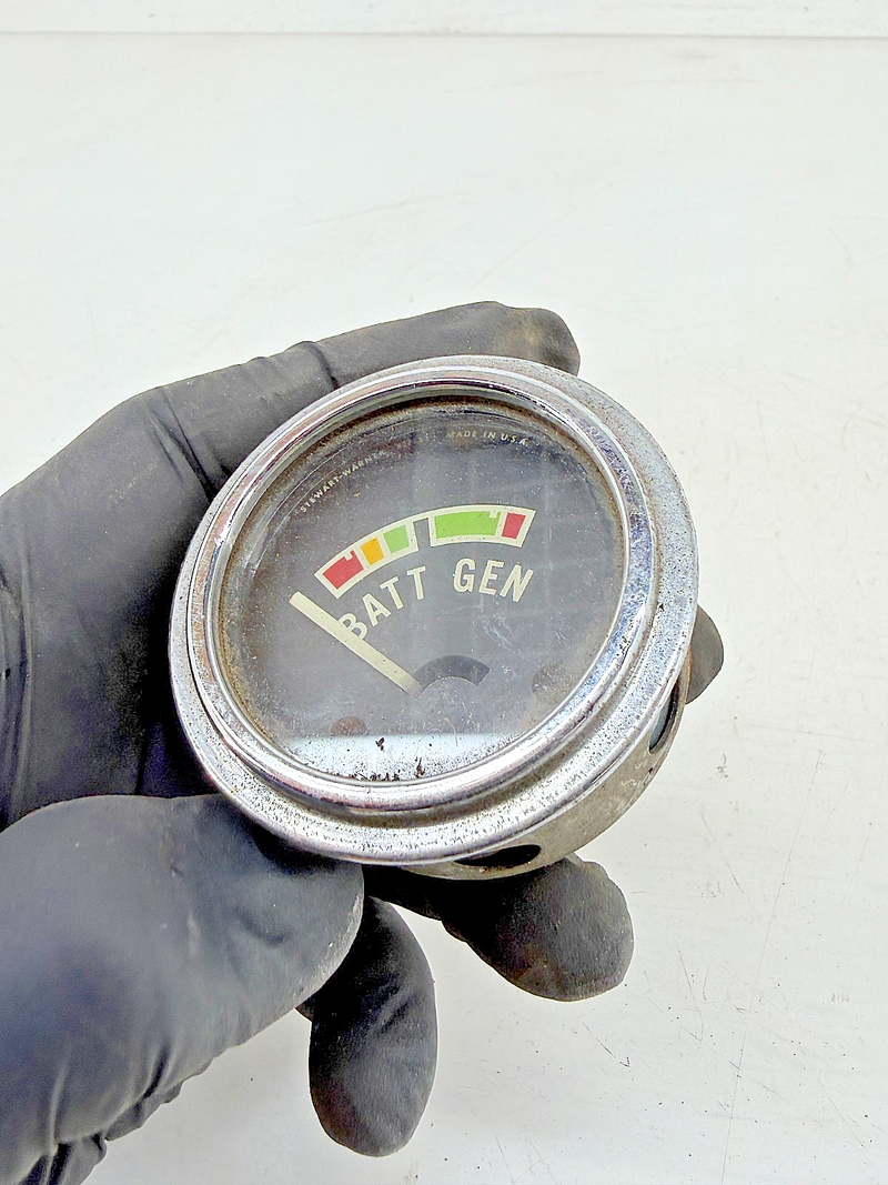 Vintage 1950s - 1960s Hot Rod Stewart Warner Batt Gen Charge Gauge 821182 C39-55
